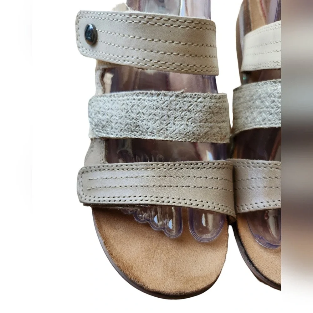 Cobb Hill Women's Sandals Adjustable Strap Comfort‎ Cork Footbed